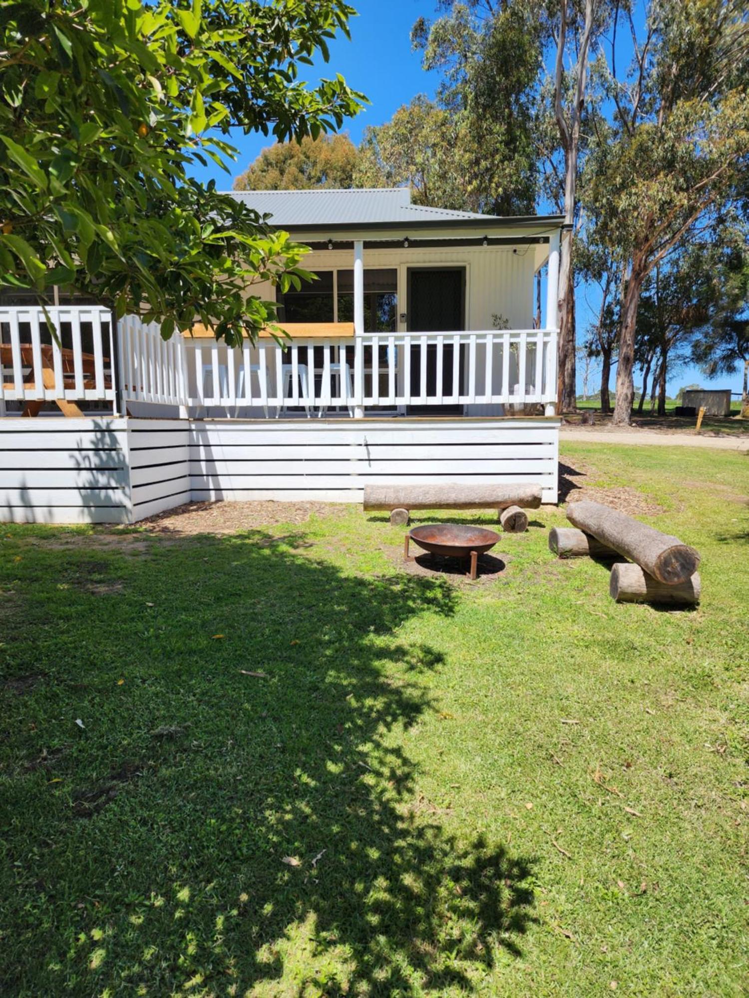 Eight Acres Lakes Entrance Eksteriør billede